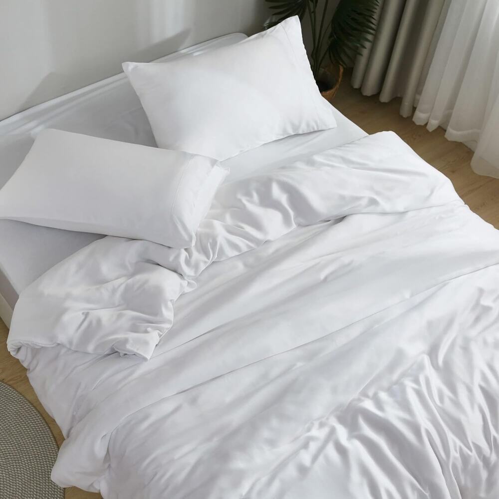 NWT Sijo DOZ Bamboo Sheet Set 4 PC- 2 Pillowcases 2 Sheets Snow Queen